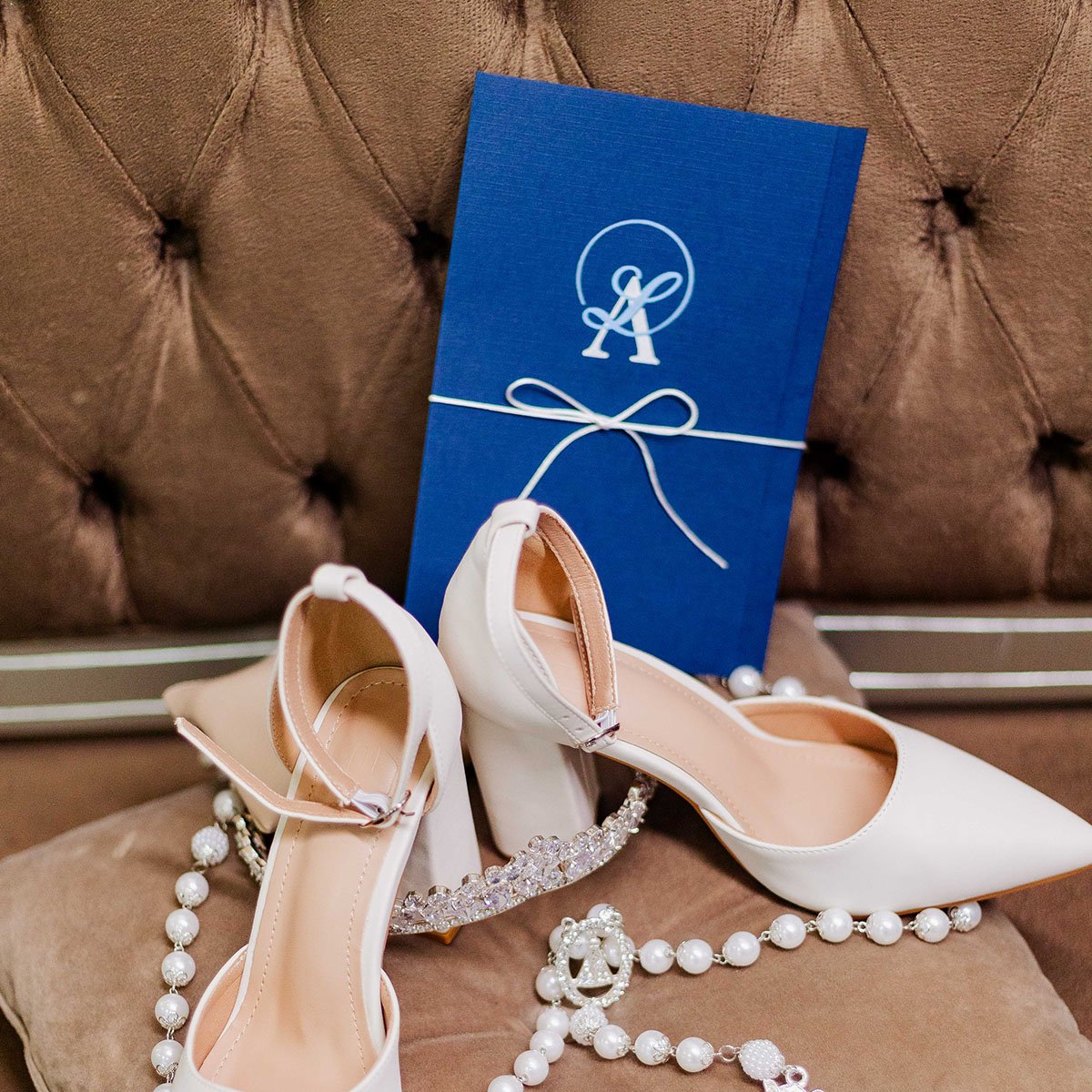 Convite de casamento personalizado - Identidade visual Larissa e Arthur